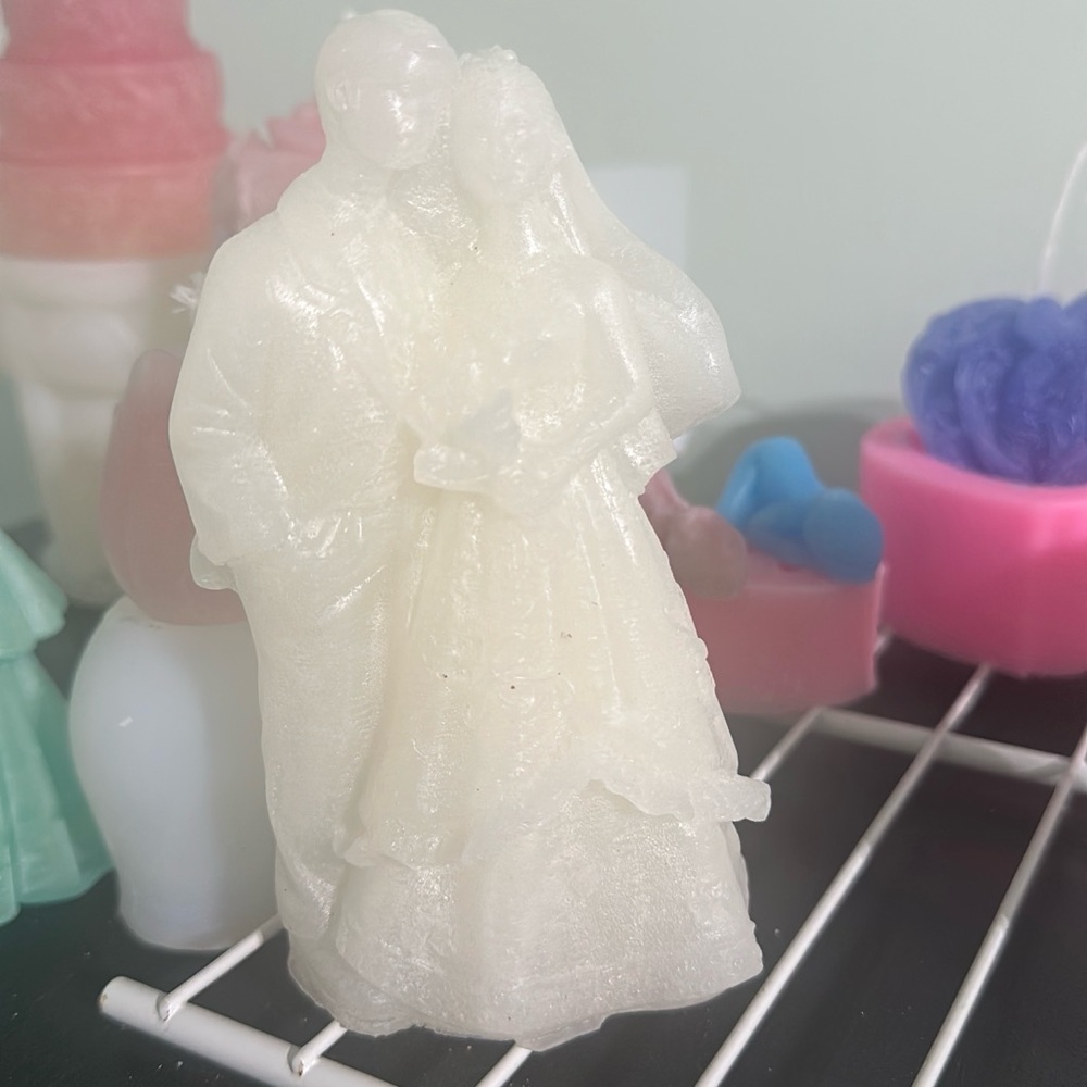 Elegant White Wedding Couple Candle